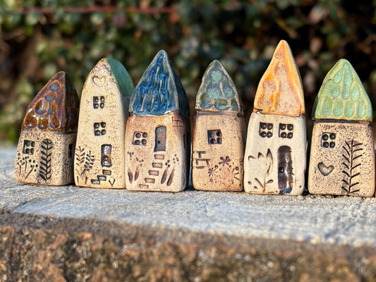 Mini House – Bits of Joy - AnnaPoloDesign