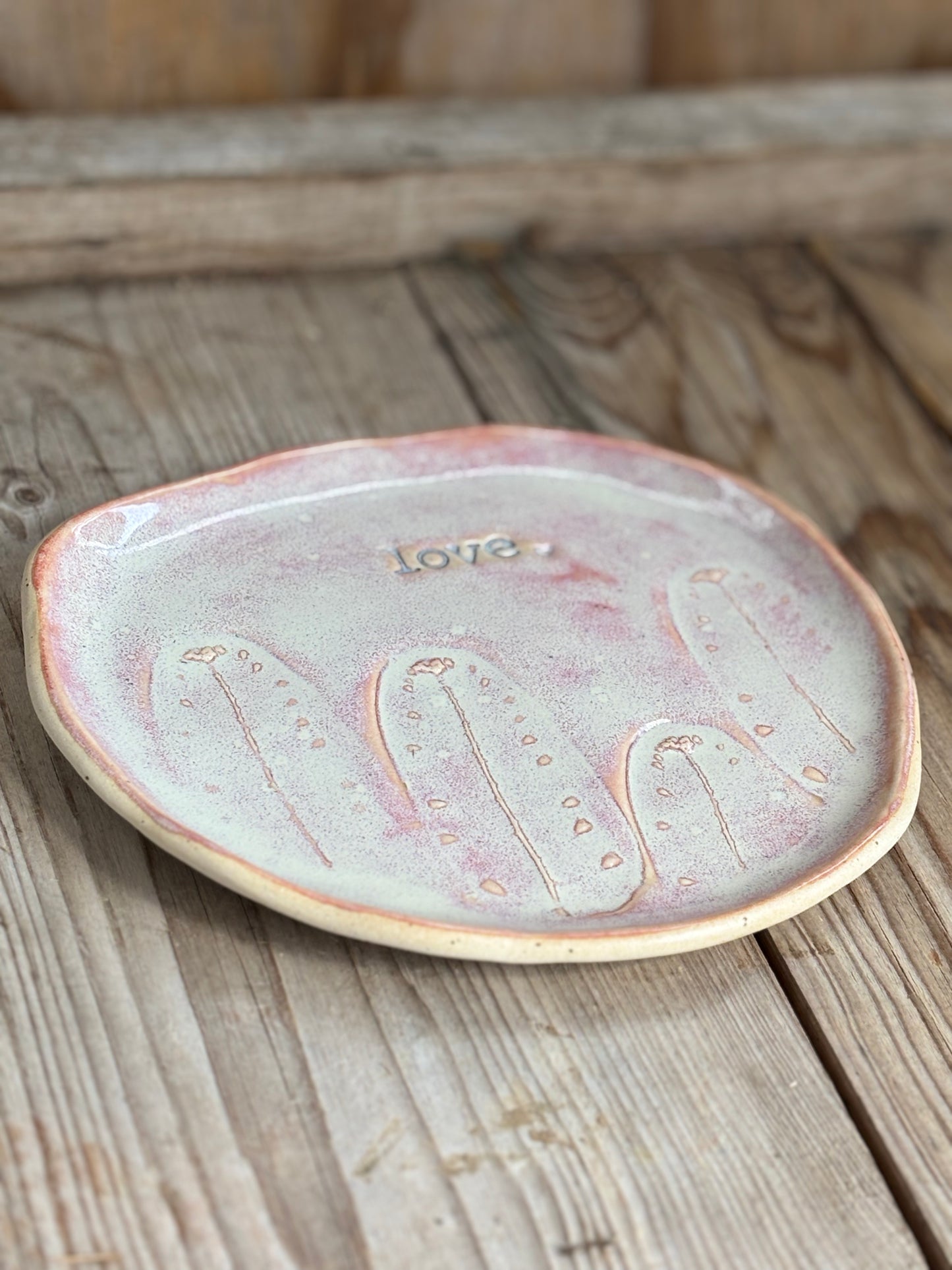 Pink Love Plate - AnnaPoloDesign