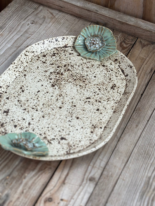 Turqoise Flower Beige Speckled Plate - AnnaPoloDesign