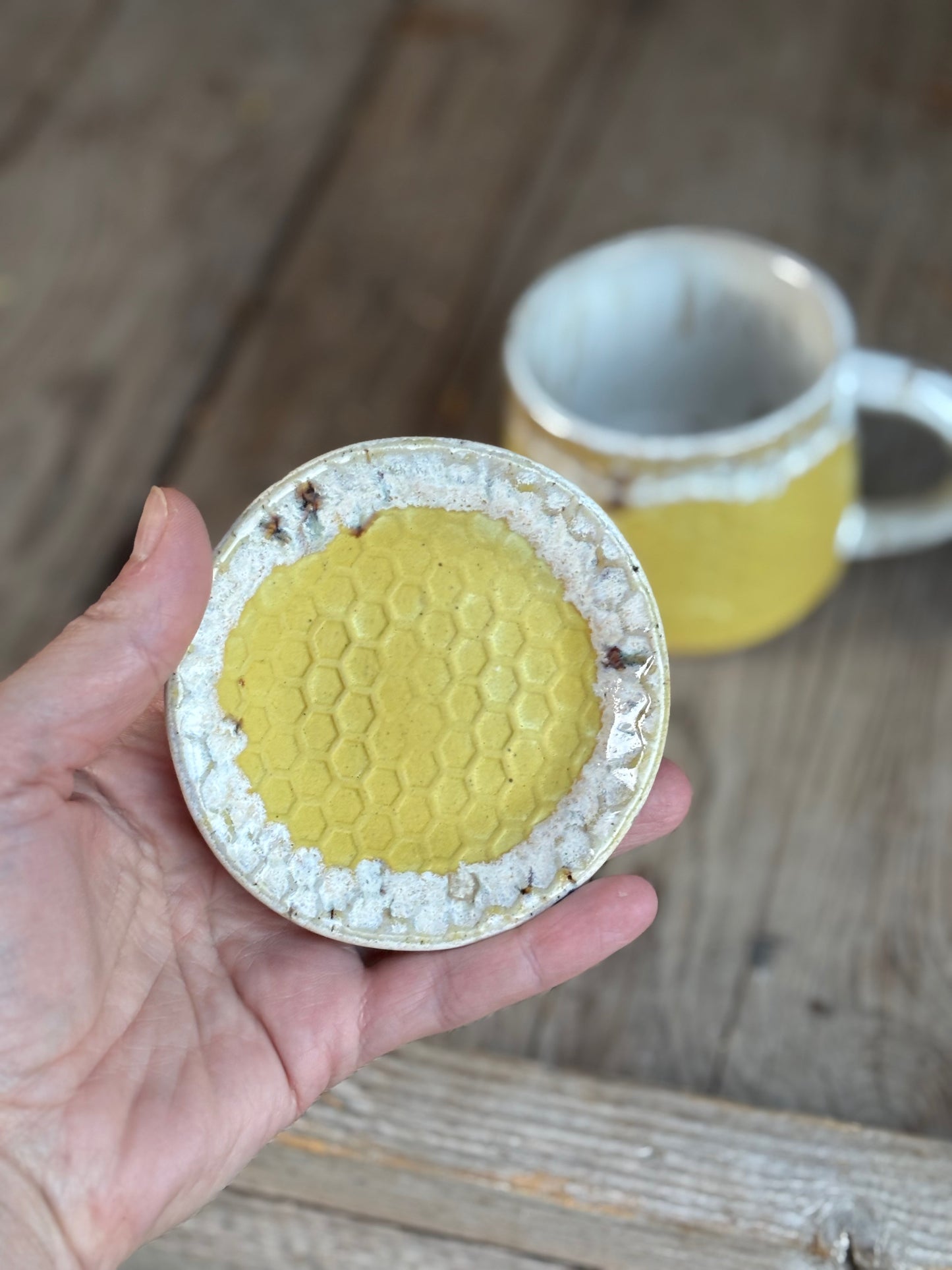 Honeycomb Mug
