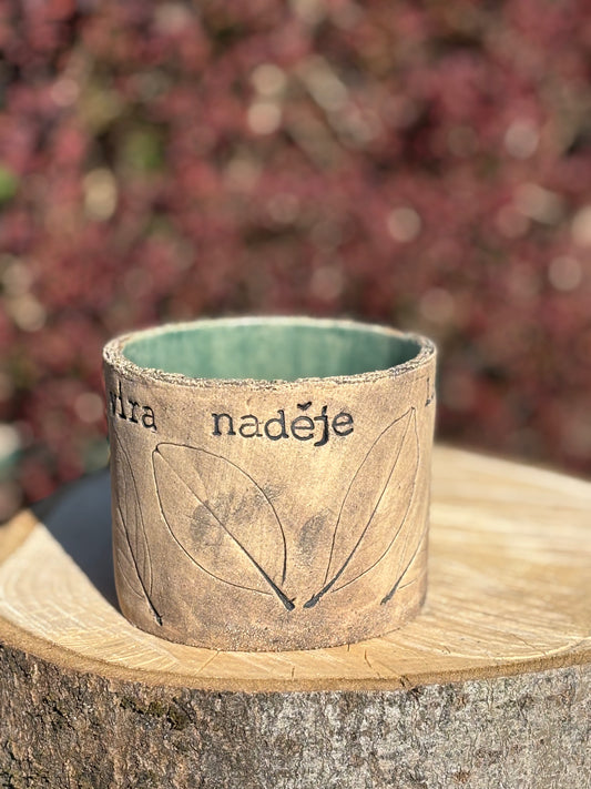 Round Small Flower Pot Dark Green - "víra, láska, naděje"